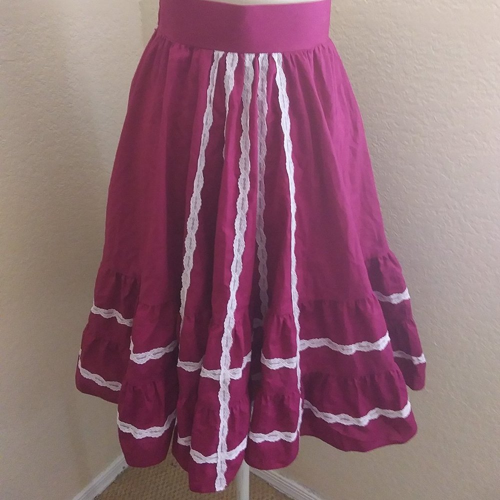 Vintage 60s  Lace country cutie cottagecore full skirt